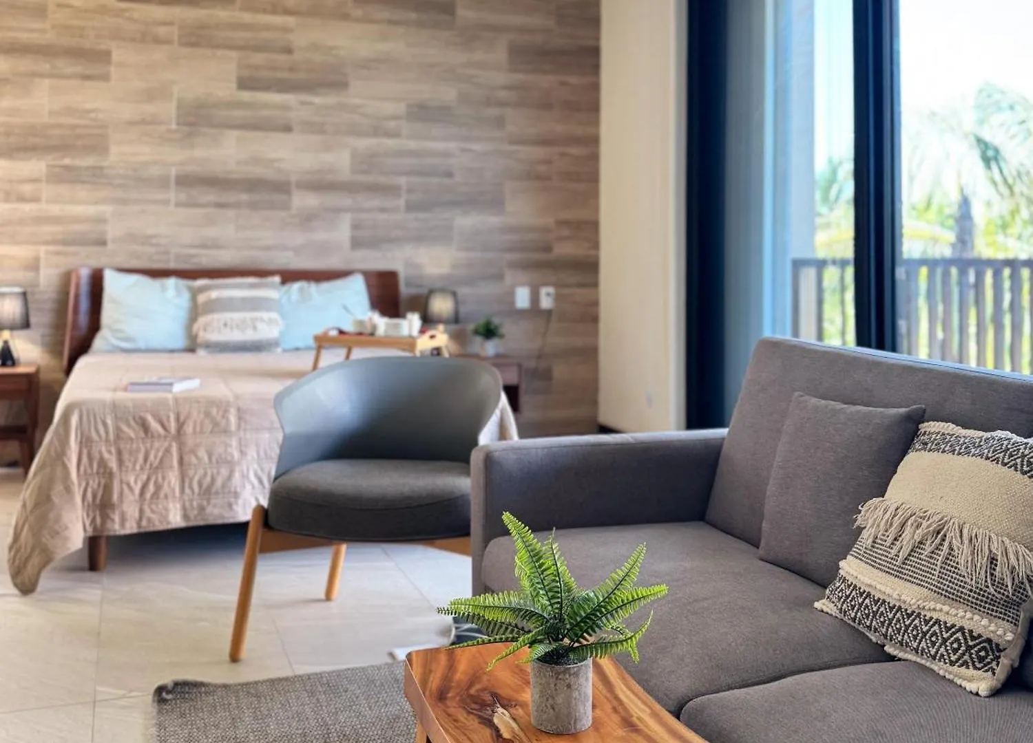 アパート Chic Loft Steps From The Beach ホルボックス島